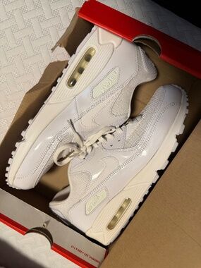 WMNS AIR MAX 90 PREM, SIZE 10, WORN ONCE